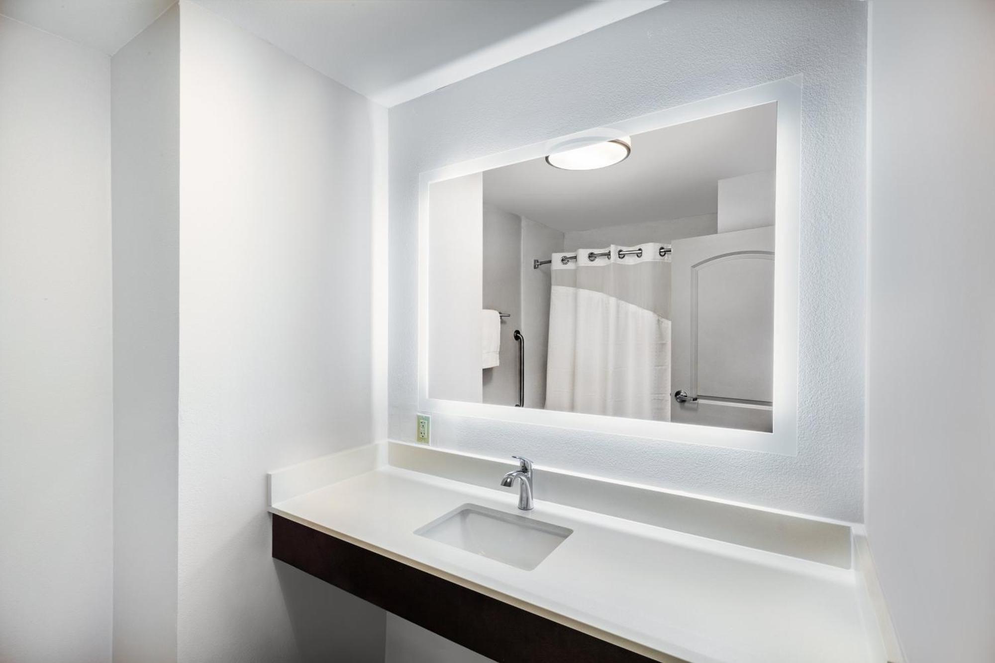 Holiday Inn Express & Suites Baton Rouge East By Ihg Prairieville Bagian luar foto